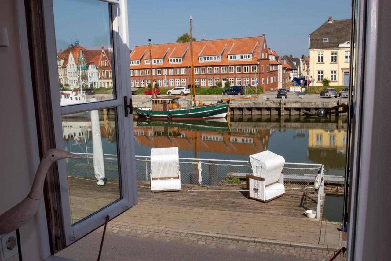 Hotel Das Brueckenhaus Glückstadt エクステリア 写真